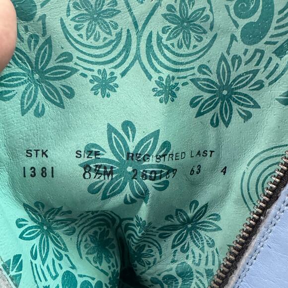 Corral Baby Blue Flame Studded Embroidered Western Boots Snip Toe 8.5M NWOB - Picture 10 of 13